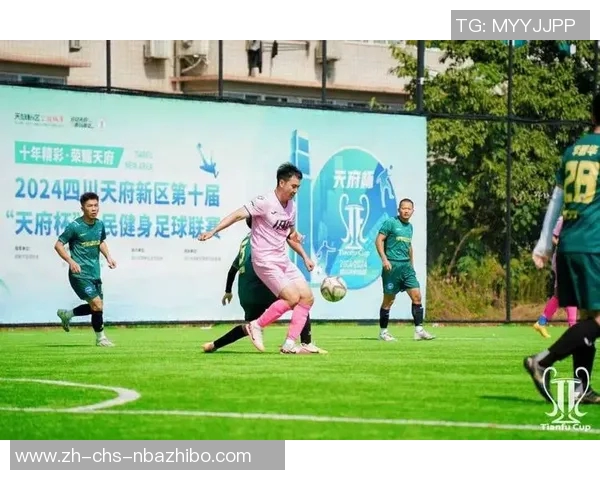 三人足球的魅力与挑战探索小型团队竞技的乐趣与战术策略